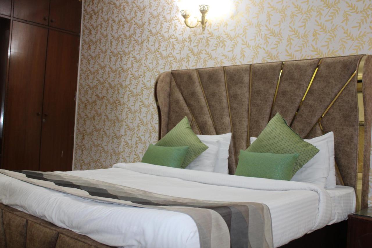 Awasthi Kozi Stays B&B - Closest To Vfs 新德里 外观 照片