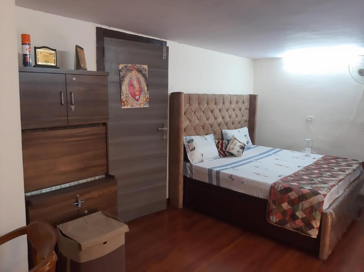 Awasthi Kozi Stays B&B - Closest To Vfs 新德里 外观 照片